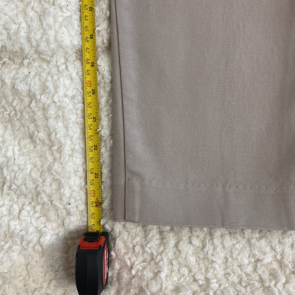 Van Heusen, blush pink Dress pants, size 6 !! like new condition!! - Picture 8 of 11